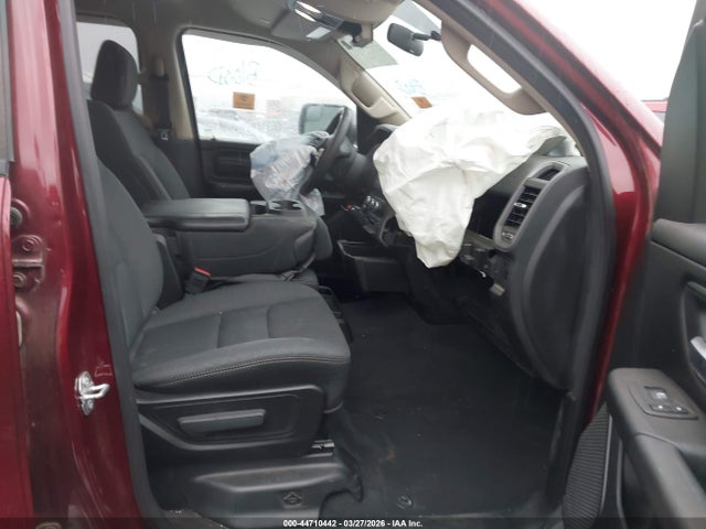 Продаж на аукціоні авто 2019 Ram 1500, vin: 1C6RREGT5KN751019, номер лоту: 44710442