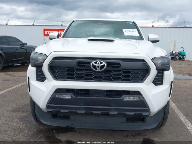 Продажа на аукционе авто 2024 Toyota Tacoma Trd Sport, vin: 3TYLB5JN4RT055273, номер лота: 44710462