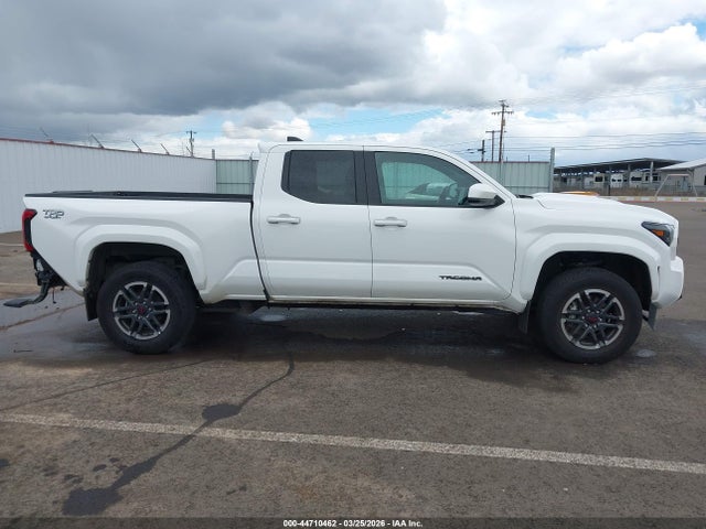 Продажа на аукционе авто 2024 Toyota Tacoma Trd Sport, vin: 3TYLB5JN4RT055273, номер лота: 44710462