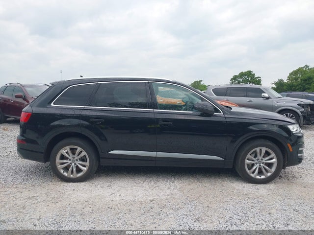 Продаж на аукціоні авто 2018 Audi Q7 3.0t Premium, vin: WA1LAAF78JD032977, номер лоту: 44710475