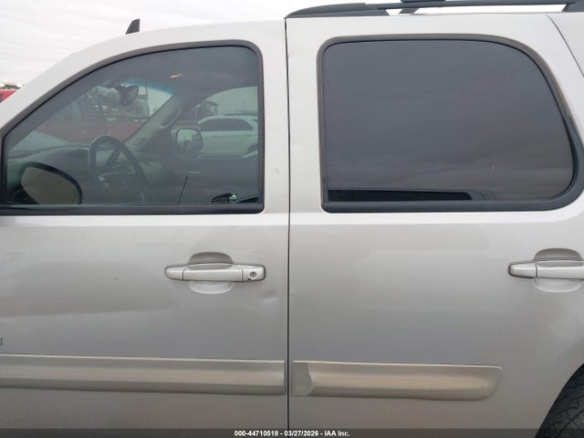 44710518 :رقم المزاد ، 1GKFC33019R147973 vin ، 2009 Gmc Yukon Slt2 مزاد بيع