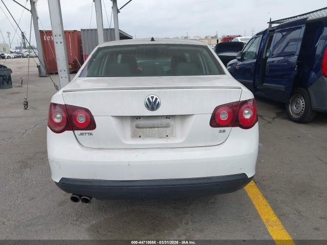 44710558 :رقم المزاد ، 3VWAZ7AJ2AM103989 vin ، 2010 Volkswagen Jetta Limited Edition مزاد بيع