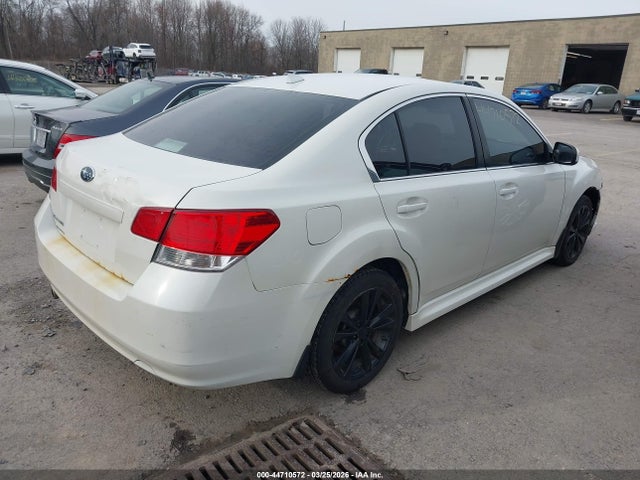 Aukcja sprzedaży 2014 Subaru Legacy 2.5i Limited, vin: 4S3BMBL69E3002750, numer aukcji: 44710572