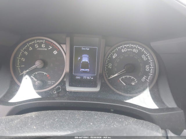 2020 Toyota Tacoma Trd Sport მანქანა იყიდება აუქციონზე, vin: 3TMCZ5AN8LM351976, აუქციონის ნომერი: 44710581