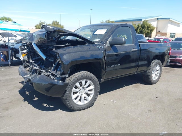 1GCNKNEC4JZ197641 Chevrolet Silverado 1500 Wt