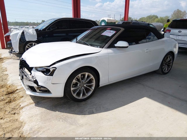 Продажа на аукционе авто 2014 Audi A5 2.0t Premium, vin: WAUAFAFH4EN000600, номер лота: 44710610