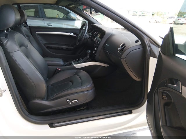 Продажа на аукционе авто 2014 Audi A5 2.0t Premium, vin: WAUAFAFH4EN000600, номер лота: 44710610