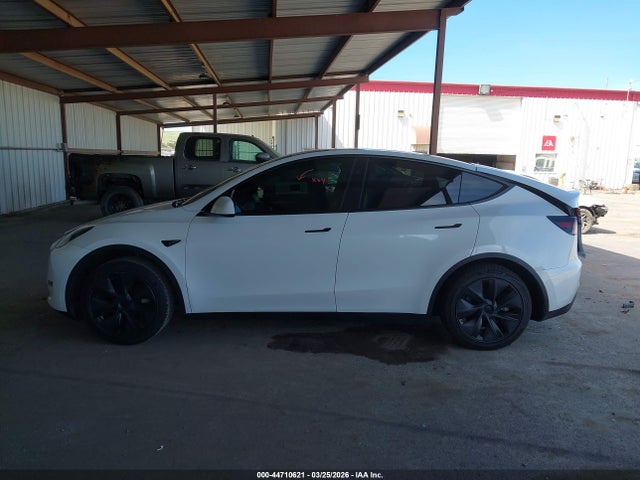 7SAYGDED9RF105719 Tesla Model Y Long Range Single Motor Rear-wheel Drive/rwd
