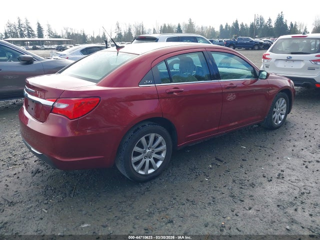 2011 Chrysler 200 Touring მანქანა იყიდება აუქციონზე, vin: 1C3BC1FG9BN512960, აუქციონის ნომერი: 44710623