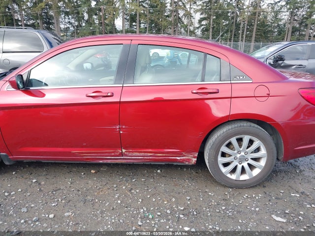 2011 Chrysler 200 Touring მანქანა იყიდება აუქციონზე, vin: 1C3BC1FG9BN512960, აუქციონის ნომერი: 44710623