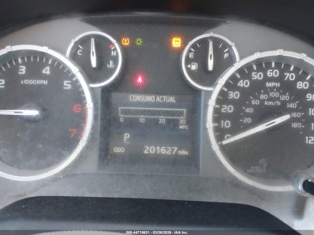 5TFDW5F11EX351317 Toyota Tundra Sr5 5.7l V8