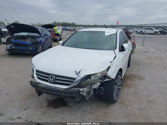 44710643 :رقم المزاد ، 1HGCR2F57EA113786 vin ، 2014 Honda Accord Sport مزاد بيع