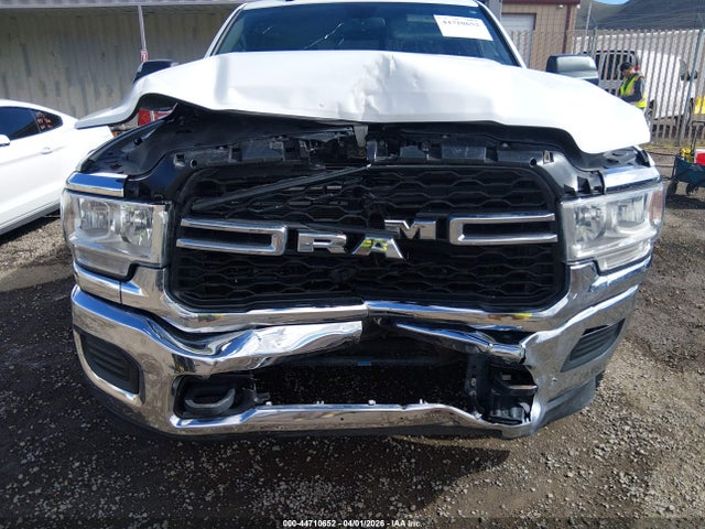 Продаж на аукціоні авто 2021 Ram 3500 Tradesman  4x2 8' Box, vin: 3C63R2GJ0MG672842, номер лоту: 44710652