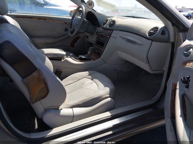 2004 MERCEDES-BENZ CLK 500 WDBTK75G44T020065 Photo 4