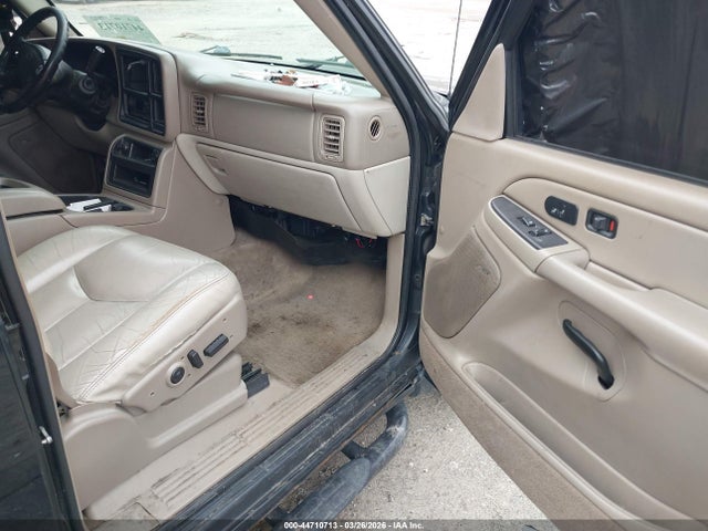 Продаж на аукціоні авто 2005 Chevrolet Suburban 1500 Z71, vin: 3GNFK16Z15G201979, номер лоту: 44710713