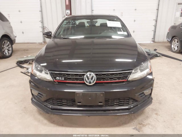 44710716 :رقم المزاد ، 3VW5T7AJ4HM336124 vin ، 2017 Volkswagen Jetta Gli مزاد بيع