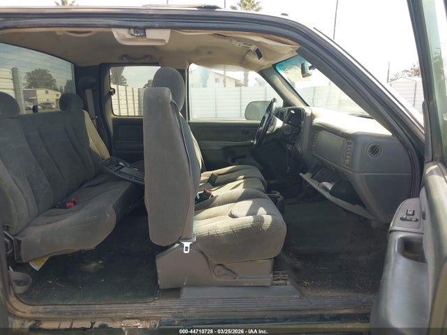 2003 Chevrolet Silverado 2500hd Ls მანქანა იყიდება აუქციონზე, vin: 1GCHK29G83E163365, აუქციონის ნომერი: 44710728