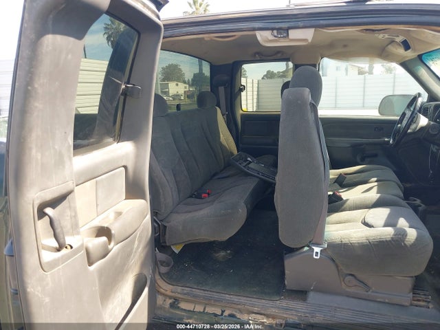 2003 Chevrolet Silverado 2500hd Ls მანქანა იყიდება აუქციონზე, vin: 1GCHK29G83E163365, აუქციონის ნომერი: 44710728
