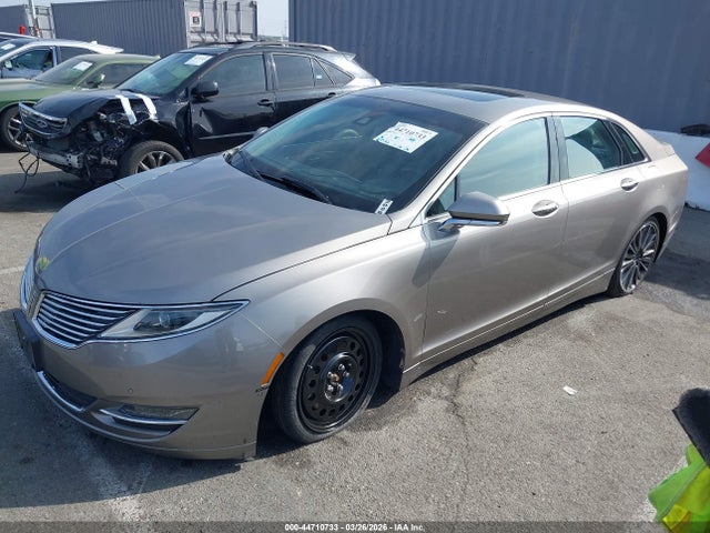 Lincoln MKZ 2016 3LN6L2G92GR611154 Image 2