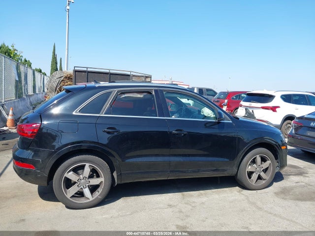 WA1EFCFS2FR012289 Audi Q3 2.0t Premium Plus