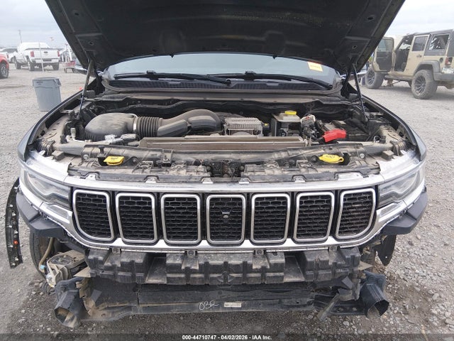 44710747 :رقم المزاد ، 1C4SJVBT3NS220898 vin ، 2022 Jeep Wagoneer Series Ii 4x4 مزاد بيع