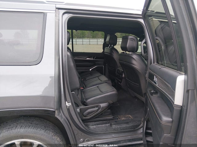 44710747 :رقم المزاد ، 1C4SJVBT3NS220898 vin ، 2022 Jeep Wagoneer Series Ii 4x4 مزاد بيع