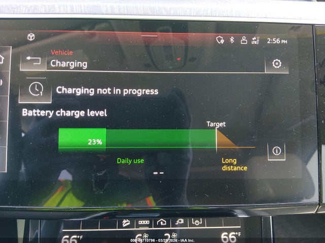 WA1LAAGE1NB026484 Audi E-tron Premium Plus Quattro