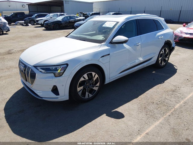 2022 AUDI E-TRON WA1LAAGE1NB026484 Photo 1