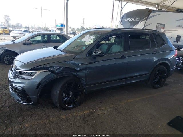 Aukcja sprzedaży 2023 Volkswagen Tiguan 2.0t Se R-line Black, vin: 3VVCB7AX7PM133276, numer aukcji: 44710812