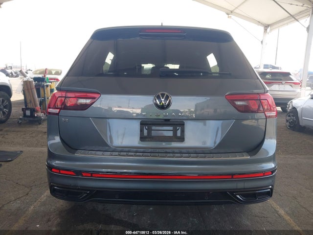 Aukcja sprzedaży 2023 Volkswagen Tiguan 2.0t Se R-line Black, vin: 3VVCB7AX7PM133276, numer aukcji: 44710812