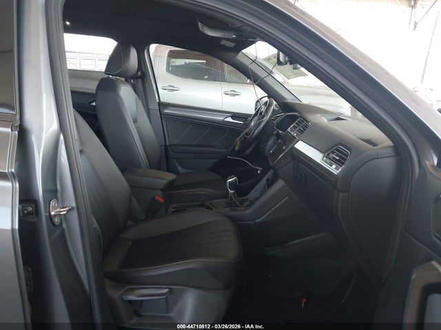 Aukcja sprzedaży 2023 Volkswagen Tiguan 2.0t Se R-line Black, vin: 3VVCB7AX7PM133276, numer aukcji: 44710812
