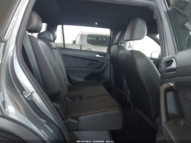 Aukcja sprzedaży 2023 Volkswagen Tiguan 2.0t Se R-line Black, vin: 3VVCB7AX7PM133276, numer aukcji: 44710812