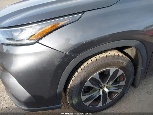 5TDHZRBH4LS054211 Toyota Highlander Xle