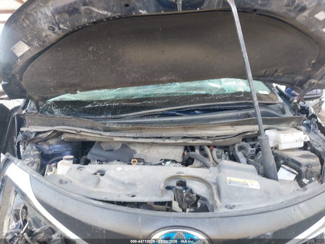 5TDJRKECXMS065367 Toyota SIENNA XLE