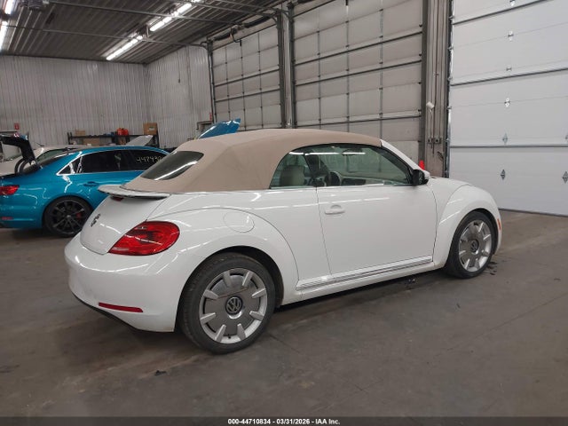Продажа на аукционе авто 2015 Volkswagen Beetle 1.8t, vin: 3VW517AT2FM814108, номер лота: 44710834