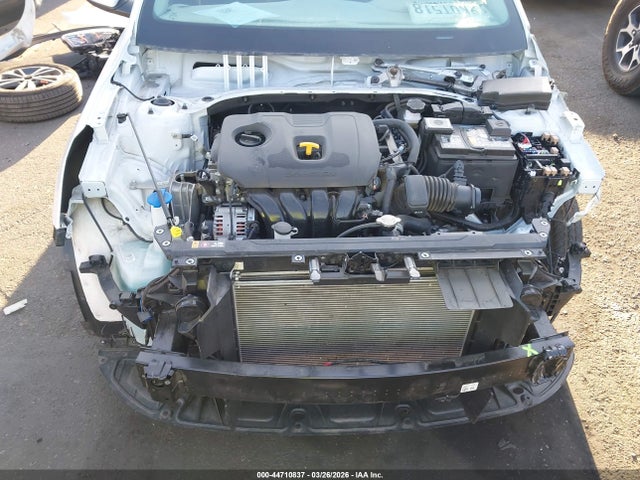 3KPF24AD3RE731569 KIA Forte Lxs