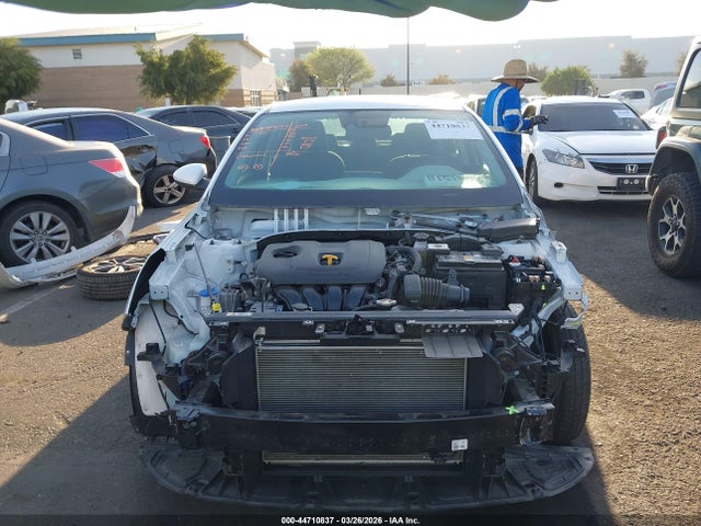 3KPF24AD3RE731569 KIA Forte Lxs