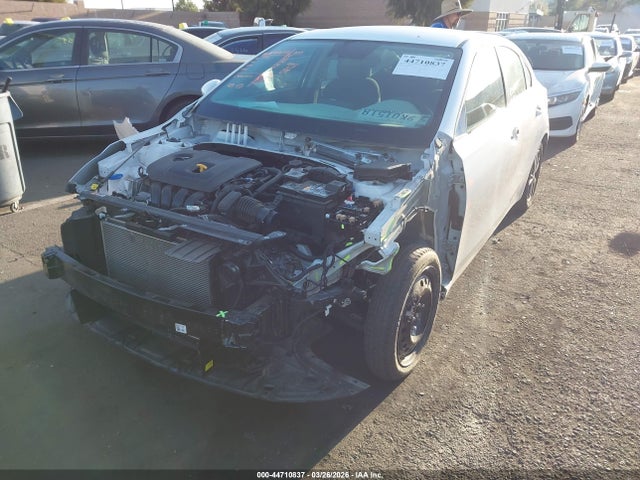 3KPF24AD3RE731569 KIA Forte Lxs