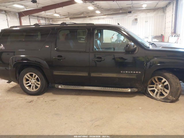 Продаж на аукціоні авто 2012 Chevrolet Suburban 1500 Lt, vin: 1GNSKJE7XCR148405, номер лоту: 44710842