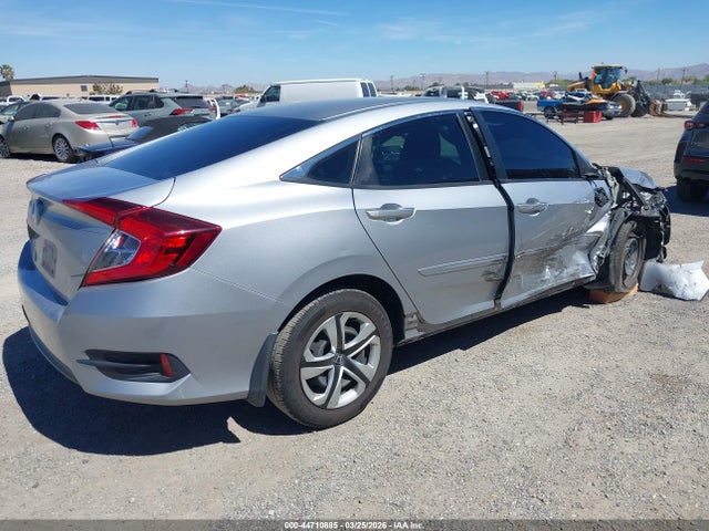 Honda Civic Lx 2018 2HGFC2F50JH590182 Image 4