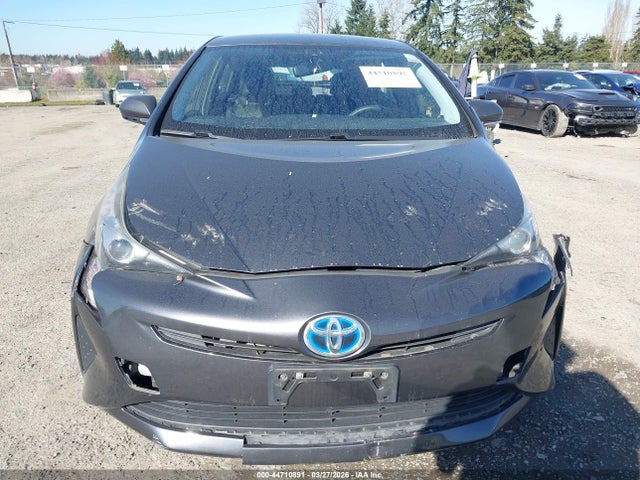 JTDKBRFU0G3011185 Toyota Prius Two