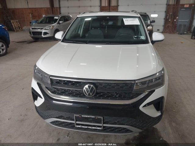 Aukcja sprzedaży 2022 Volkswagen Taos 1.5t Se, vin: 3VVPX7B20NM091181, numer aukcji: 44710897