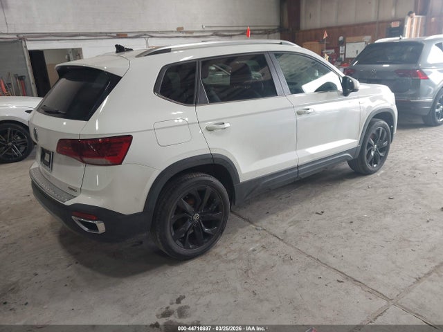 2022 VOLKSWAGEN TAOS 3VVPX7B20NM091181 Photo 3