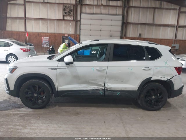 2022 VOLKSWAGEN TAOS 3VVPX7B20NM091181 Photo 5
