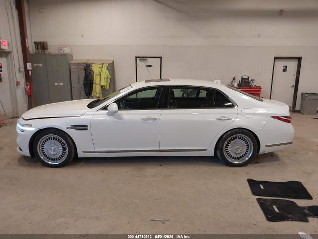 44710913 :رقم المزاد ، KMTF54PH8LU076580 vin ، 2020 Genesis G90 5.0 Ultimate Awd مزاد بيع