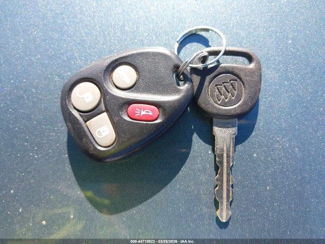 44710922 :رقم المزاد ، 1G4HR54K8YU292899 vin ، 2000 Buick Lesabre Limited مزاد بيع
