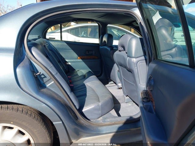 44710922 :رقم المزاد ، 1G4HR54K8YU292899 vin ، 2000 Buick Lesabre Limited مزاد بيع