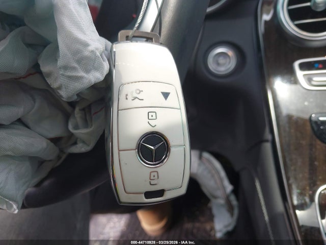 44710928 :رقم المزاد ، W1N0J8EB4LF840590 vin ، 2020 Mercedes-benz Glc 300 Coupe 4matic مزاد بيع
