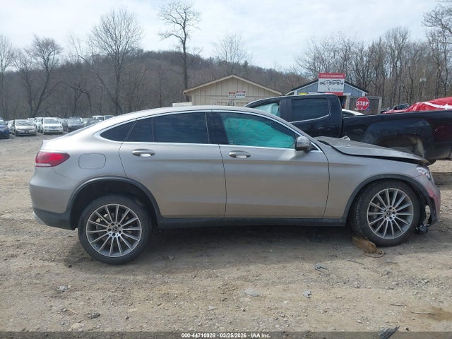 44710928 :رقم المزاد ، W1N0J8EB4LF840590 vin ، 2020 Mercedes-benz Glc 300 Coupe 4matic مزاد بيع