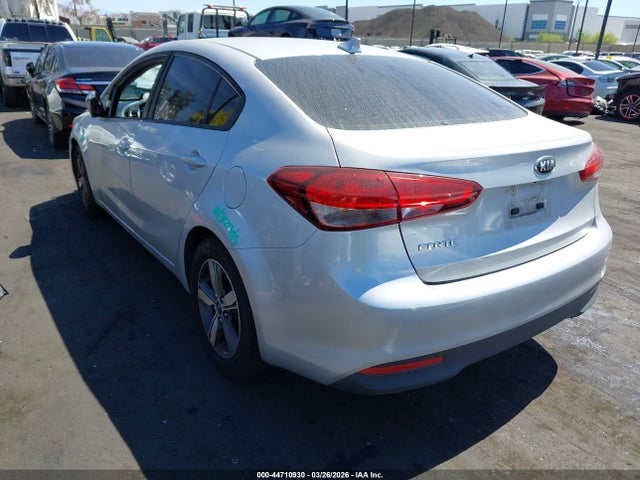 3KPFL4A77JE171079 KIA FORTE LX